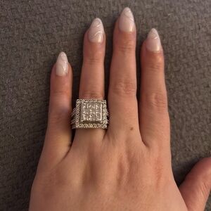 Kay Jewelers 4ct 10kWG Size 7 Engagement Ring Genuine Diamonds EUC *NO TRADES*